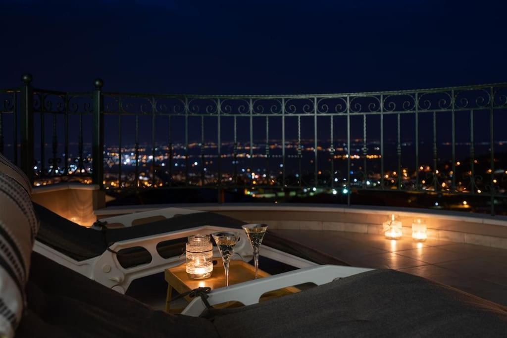 Amazing View With Huge Balcony Apartment Veria  Bagian luar foto