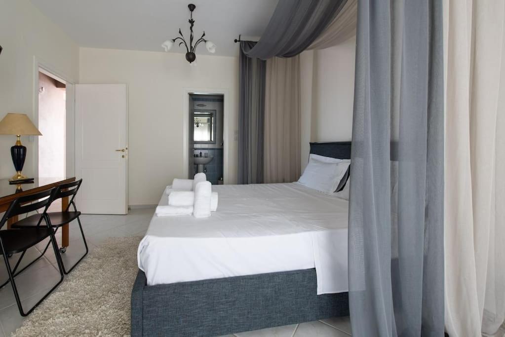 Amazing View With Huge Balcony Apartment Veria  Bagian luar foto